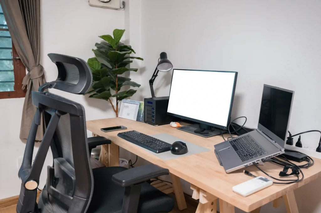 Ergonomic workspace setup to support healthy posture